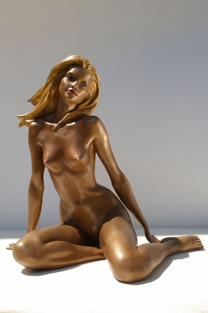 Bronze-statue-of-woman-figurines-artistic-nudes-Asia-year2009-sl