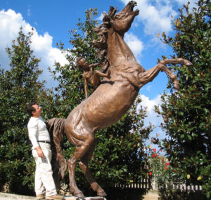 Horse bronze statue monuments in bronze sculptures for the garden and Vittorio Tessaro