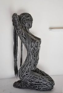 25 lady Sculptures That Are Too Beautiful for This World2