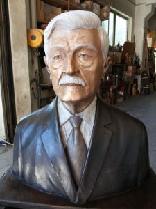 bronze-bust-custom-sculptures-statue-from-photo-personalized-memorial-statue-11